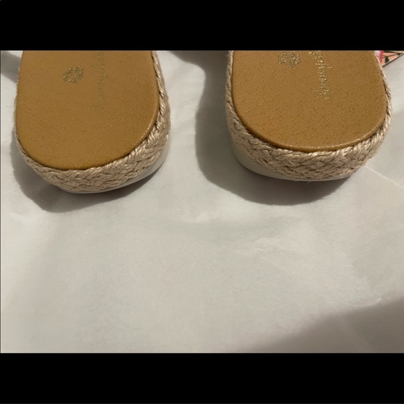 Tommy Bahamas sandals - Picture 7 of 7